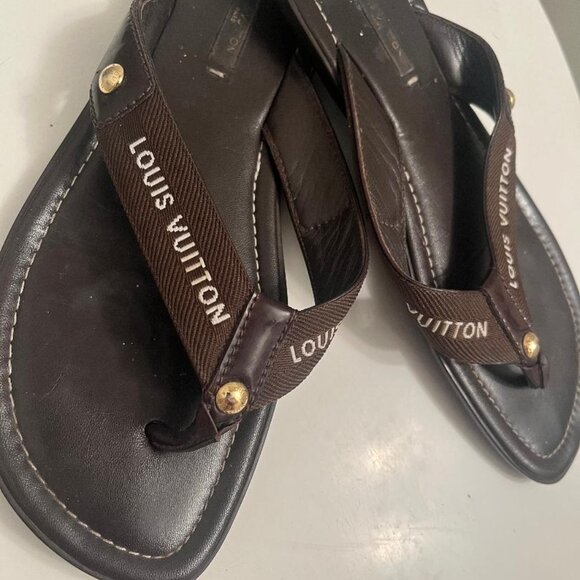 Louis Vuitton Sandals - Picture 3 of 4